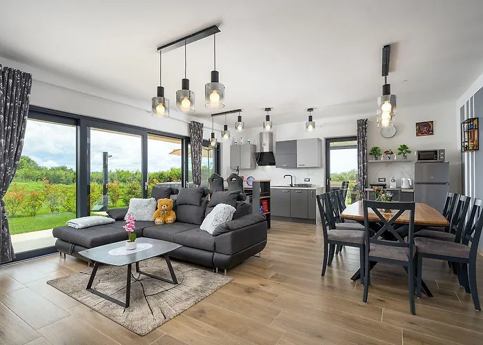 Atemberaubendes Mit Whirlpool, Grillbereich, Smart Tv Lejlighed Umag