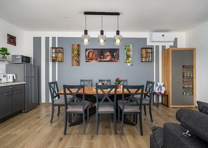 Apartamento Atemberaubendes Mit Whirlpool, Grillbereich, Smart Tv Umag