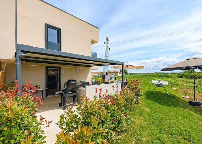 Lejlighed Atemberaubendes Mit Whirlpool, Grillbereich, Smart Tv
