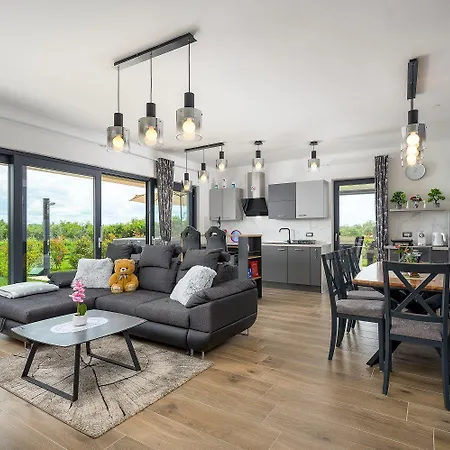 Atemberaubendes Mit Whirlpool, Grillbereich, Smart Tv Apartament Umag